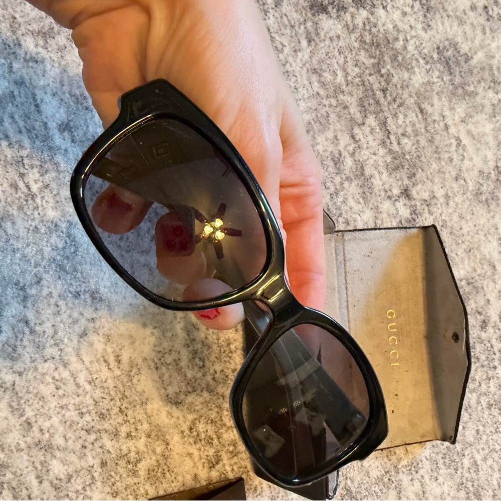 Gucci Glossy Black Ombré White Sunglasses with case